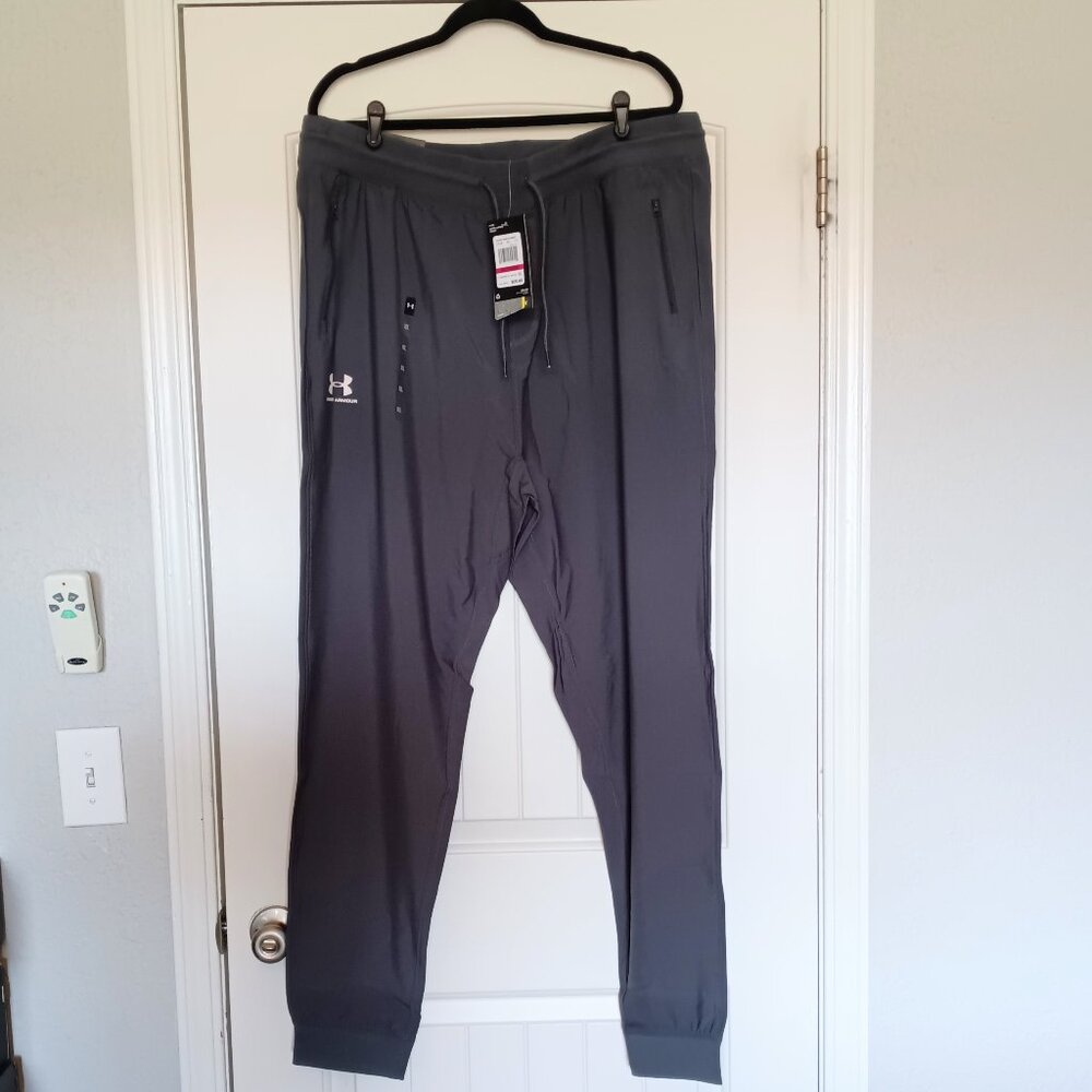 NWT Under Armour gray water-repellant joggers 3XL